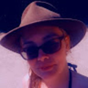 Meet your Posher, Elizabeth